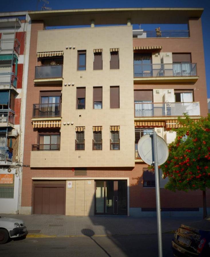 شقة قرطبة  في Piso Con Solarium Calahorra Con Solera Parking Privado Gratis المظهر الخارجي الصورة
